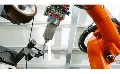 简单分析机器人在复合材料制造业中的作用