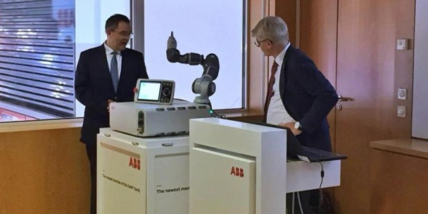 ABB亮相AUTOMATICA 推出全新智能设计机器人解决方案产品组合